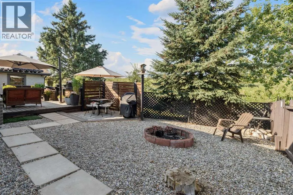 363 Cedarille Crescent SW