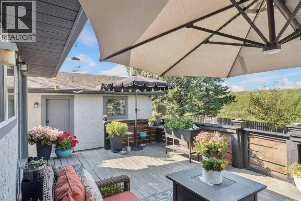 363 Cedarille Crescent SW