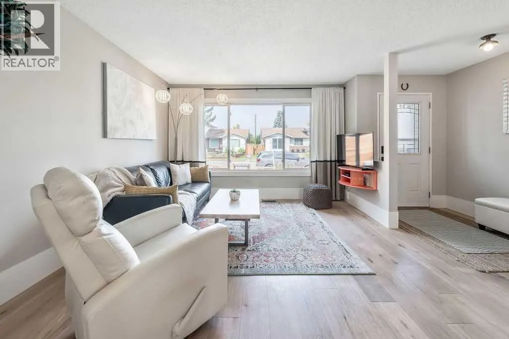 41 Midridge Gardens SE