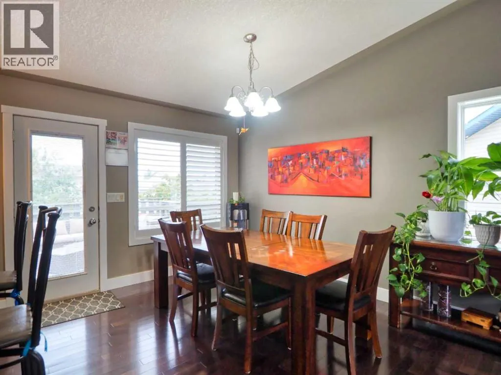 23 Dobson Close