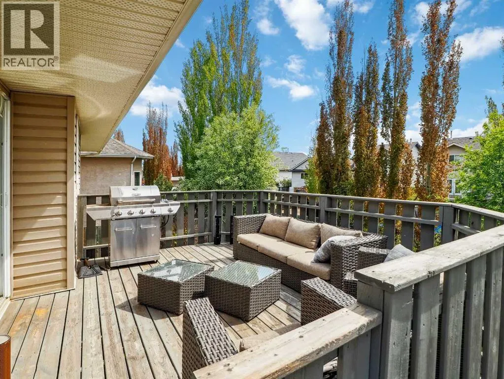 23 Dobson Close