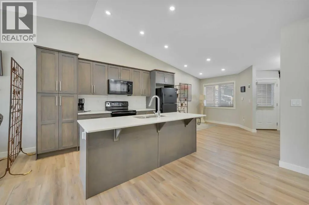 45 Golden Crescent