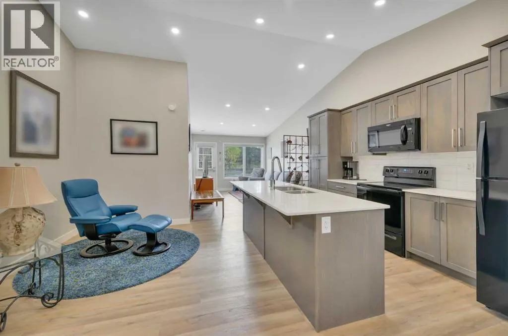 45 Golden Crescent