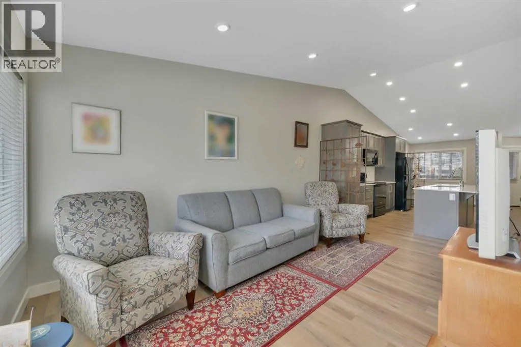 45 Golden Crescent