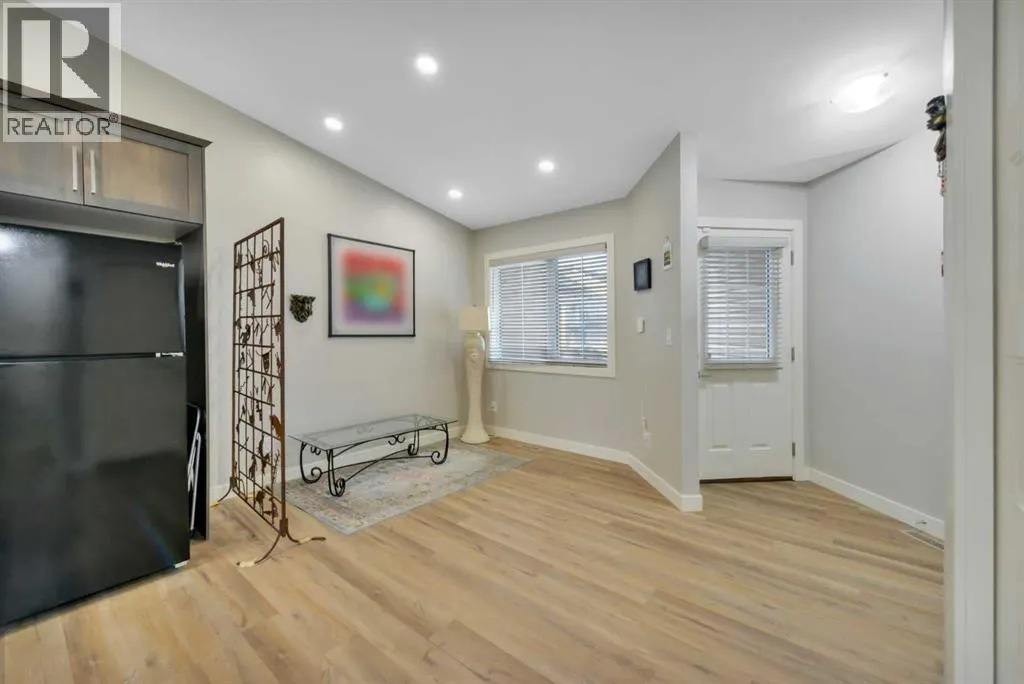 45 Golden Crescent