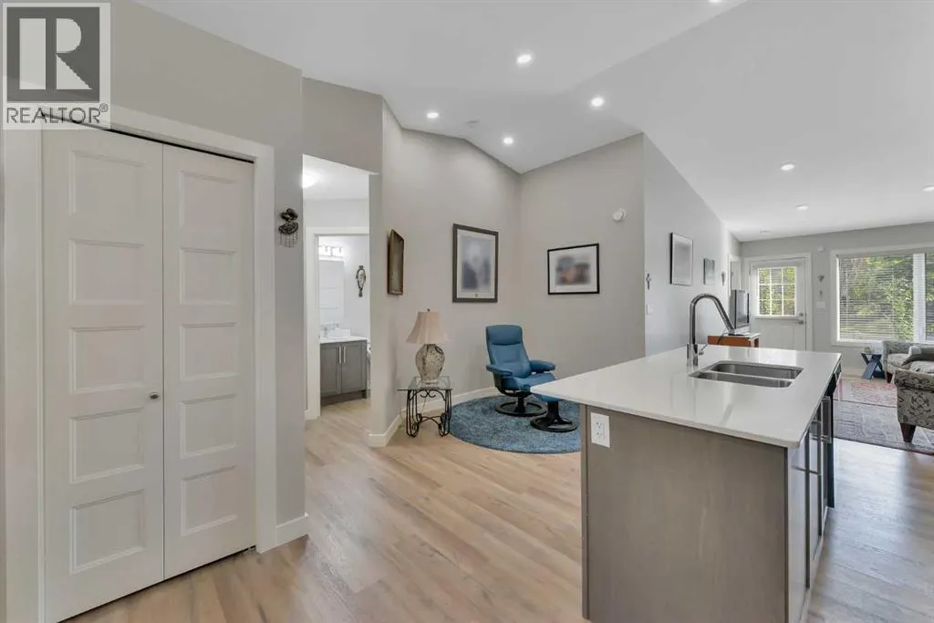 45 Golden Crescent