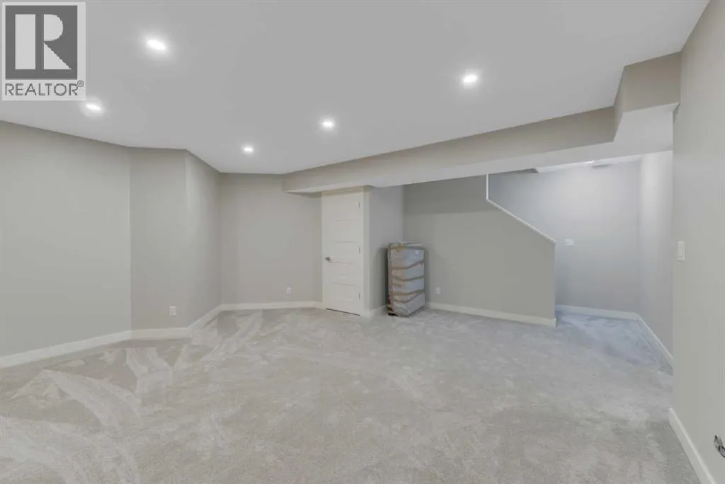 45 Golden Crescent
