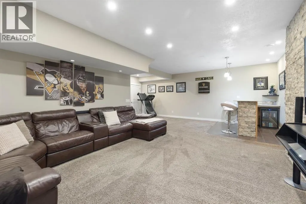 15 Nolanshire Crescent NW