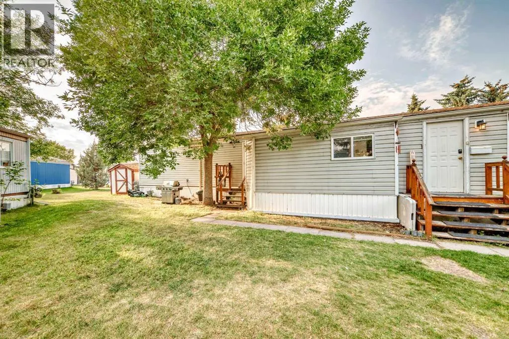 17 Burroughs Place NE
