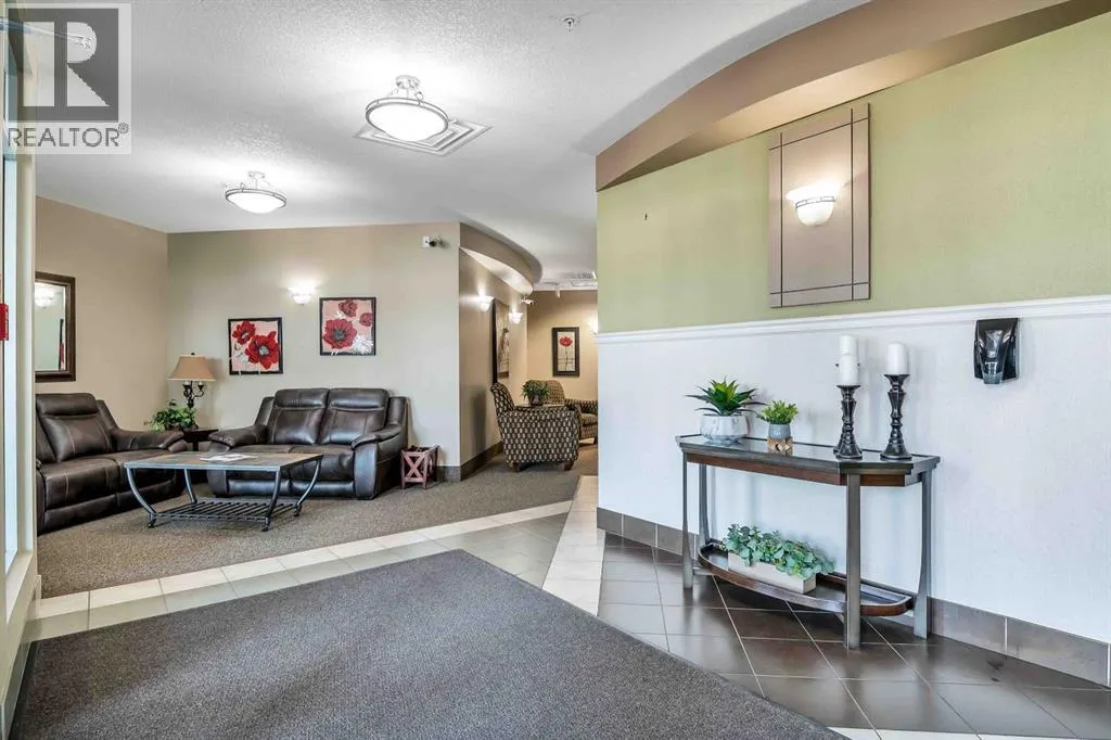 210, 194 Sunrise Circle SW