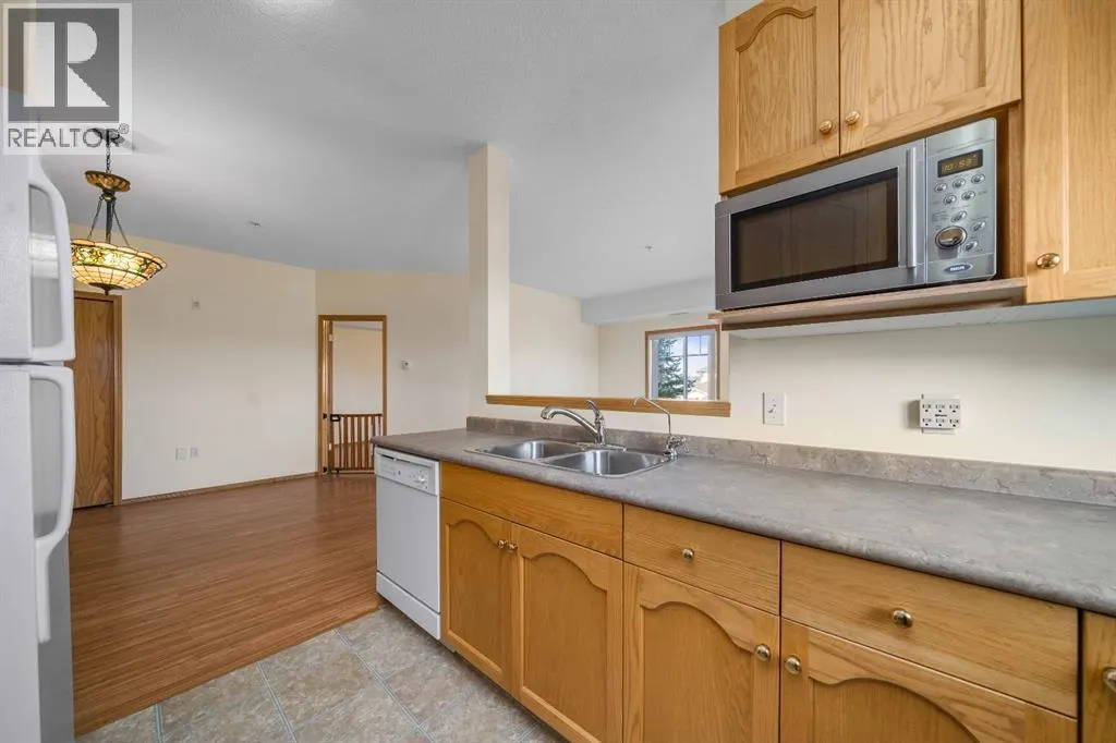 210, 194 Sunrise Circle SW