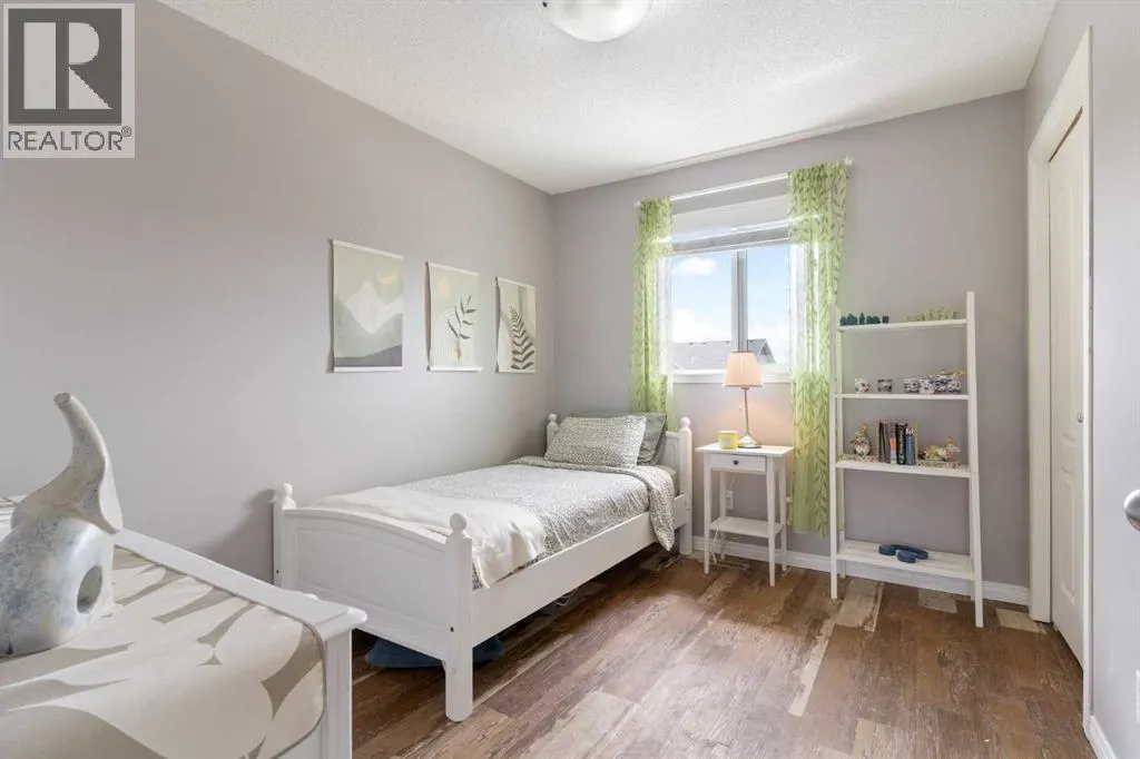 37 Legacy Gate SE