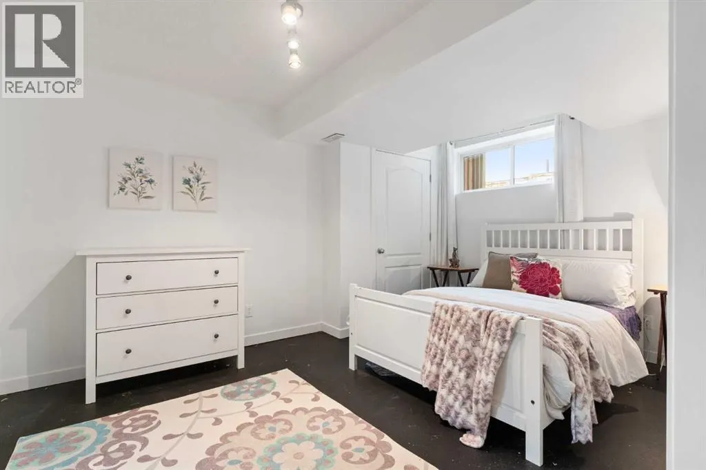 37 Legacy Gate SE