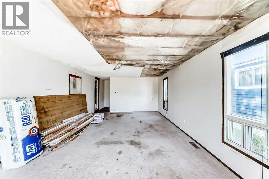 100 Spring Haven Close SE