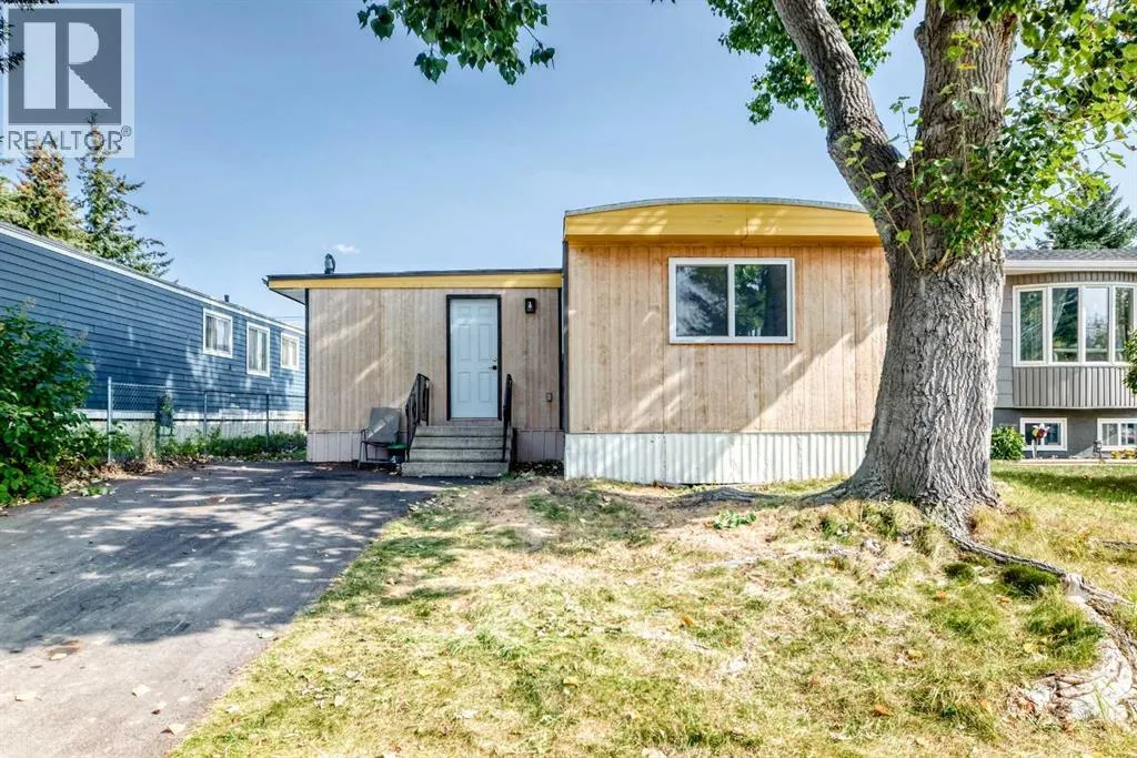 100 Spring Haven Close SE