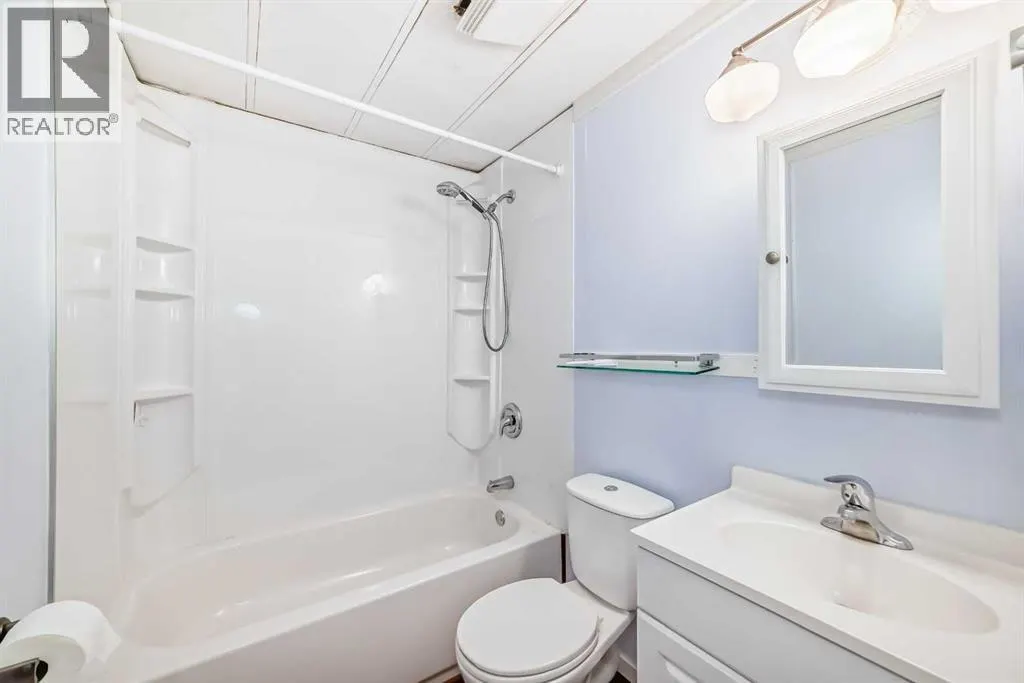 100 Spring Haven Close SE