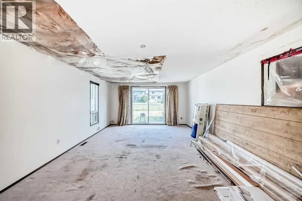 100 Spring Haven Close SE