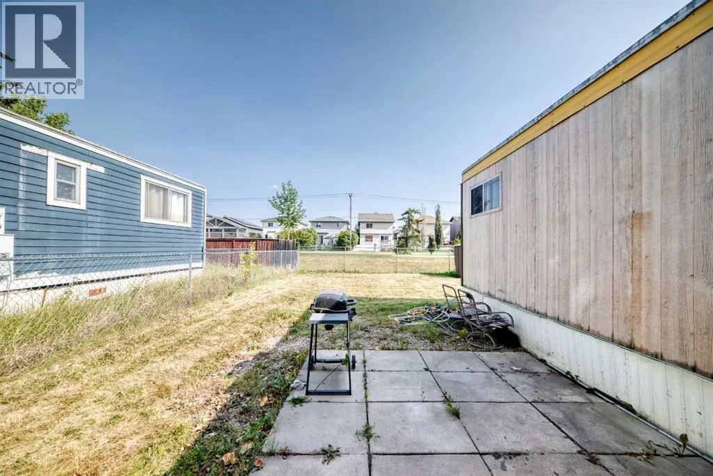 100 Spring Haven Close SE