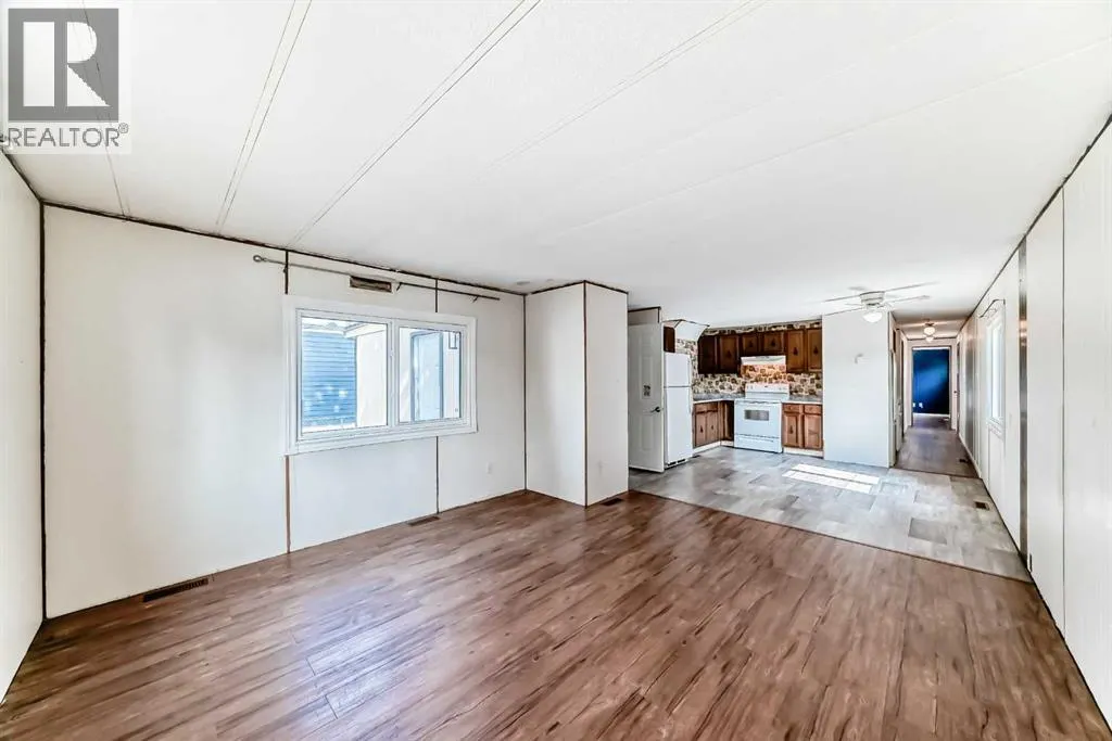 100 Spring Haven Close SE