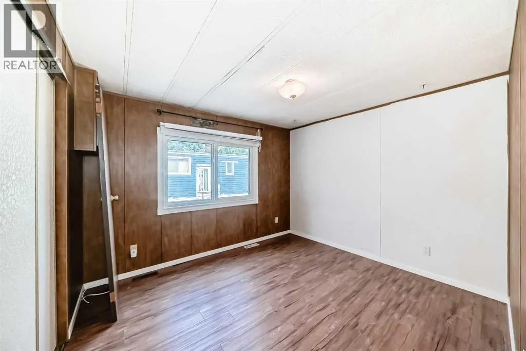 100 Spring Haven Close SE