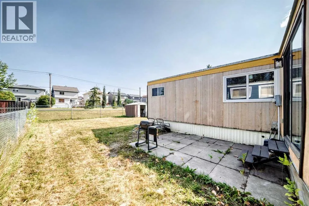 100 Spring Haven Close SE