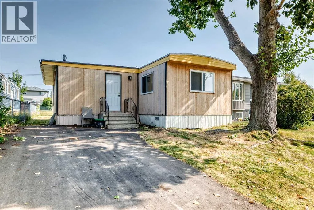 100 Spring Haven Close SE