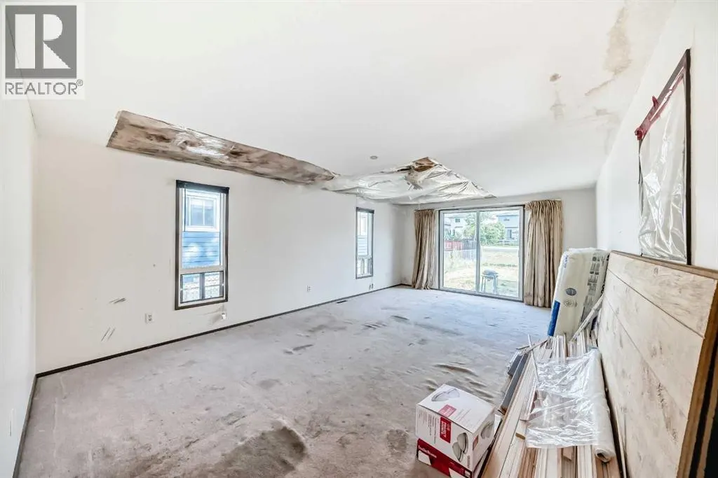 100 Spring Haven Close SE