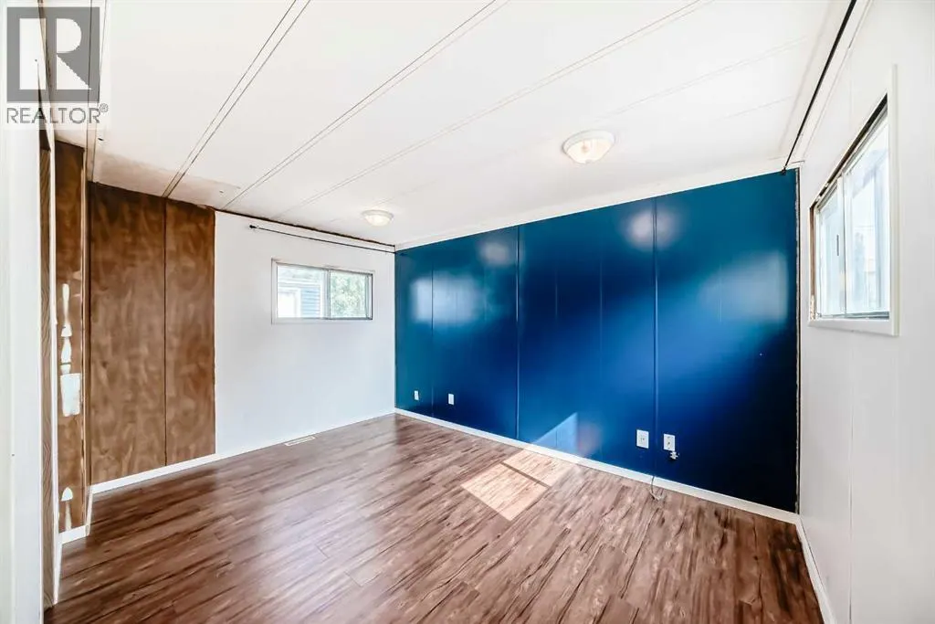 100 Spring Haven Close SE