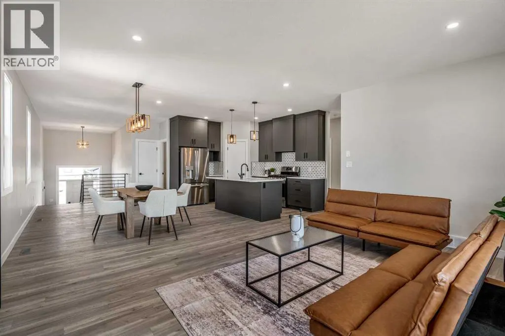 413 Rivergrove Chase W