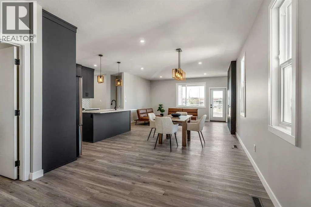 413 Rivergrove Chase W