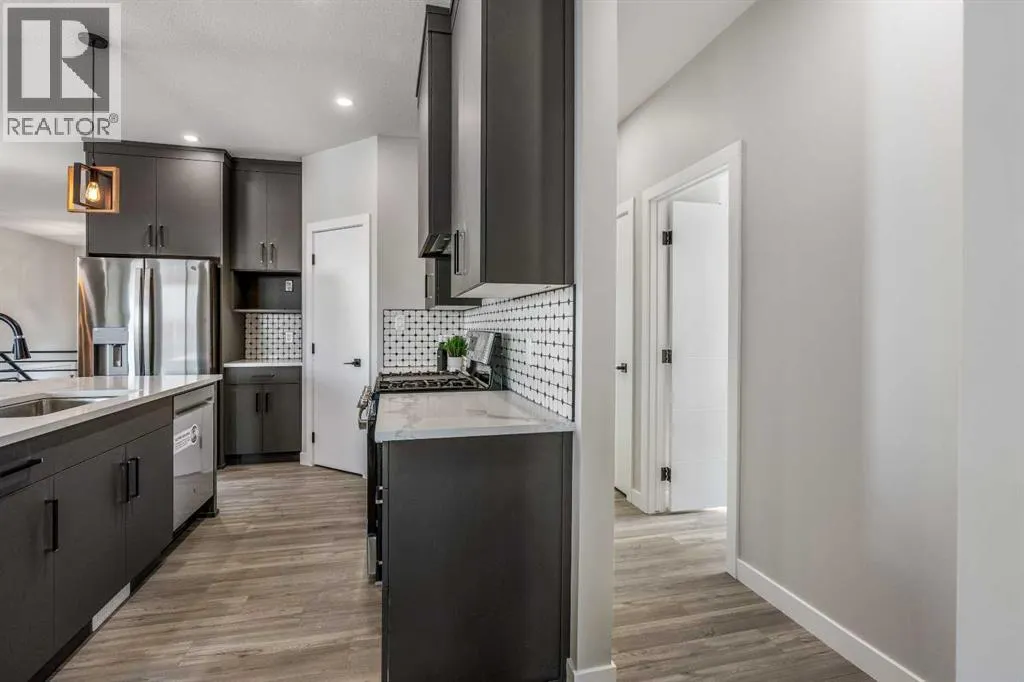 413 Rivergrove Chase W