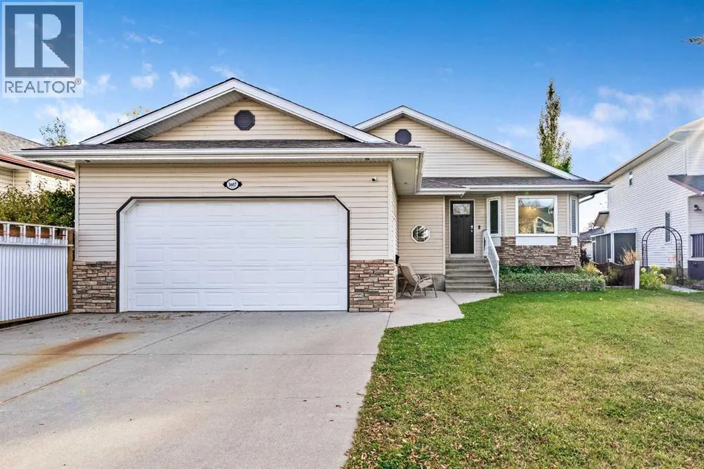1607 Sunshine Close SE