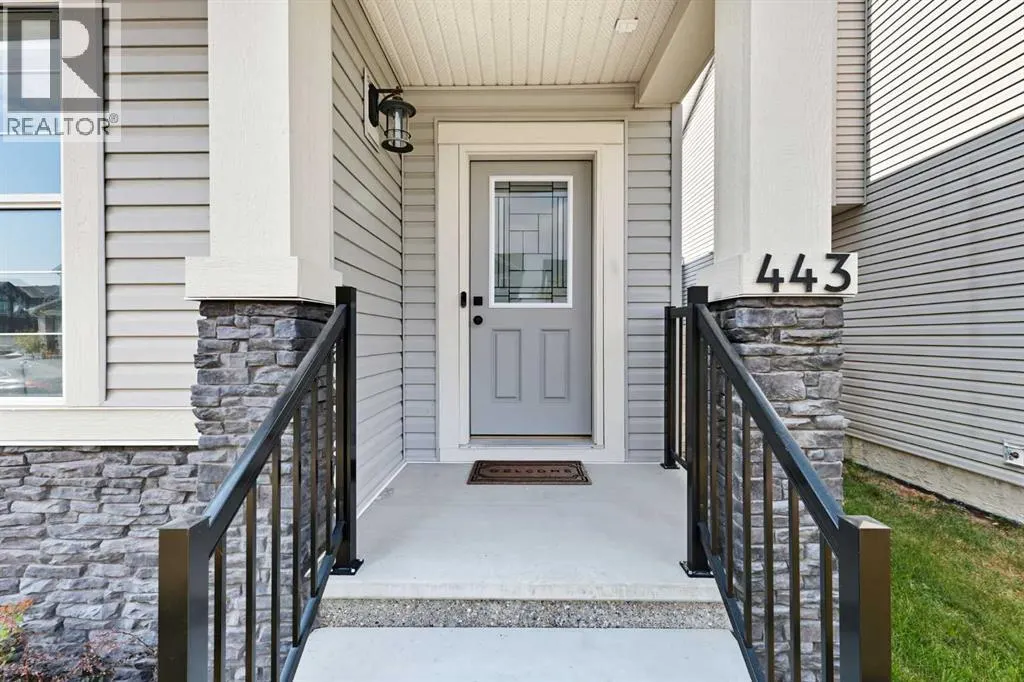 443 Hillcrest Manor SW