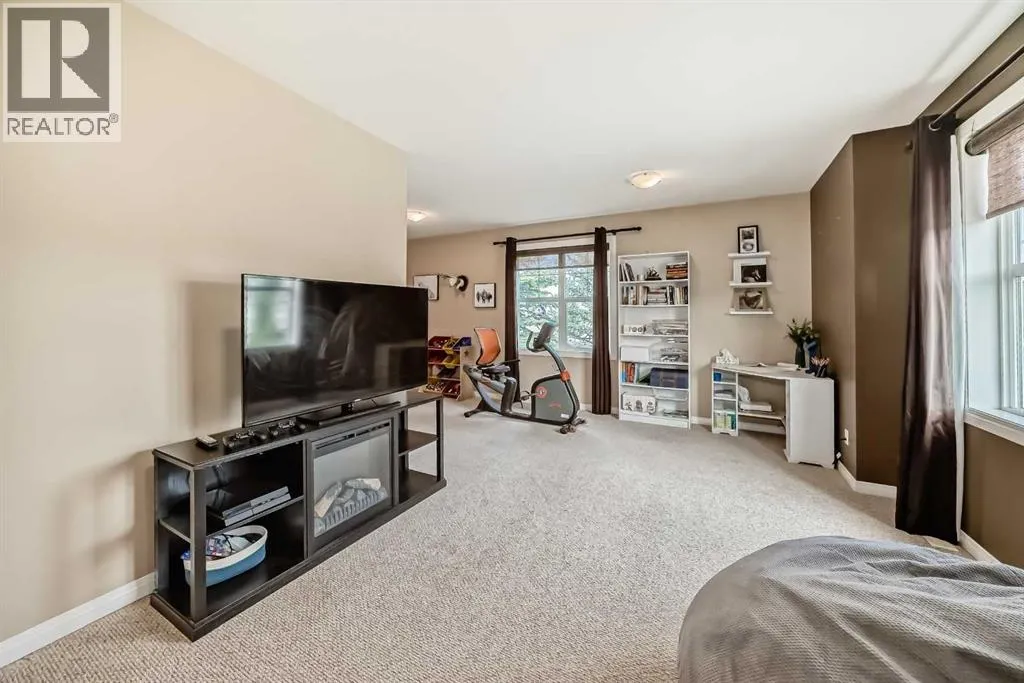 23 Rockyspring Green NW