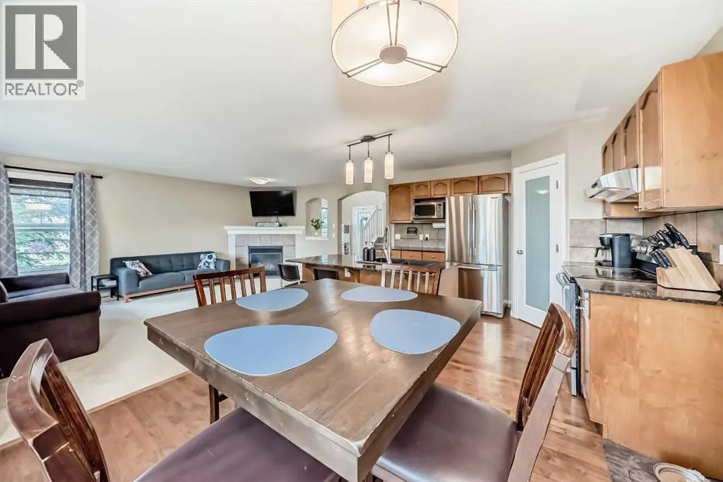 23 Rockyspring Green NW