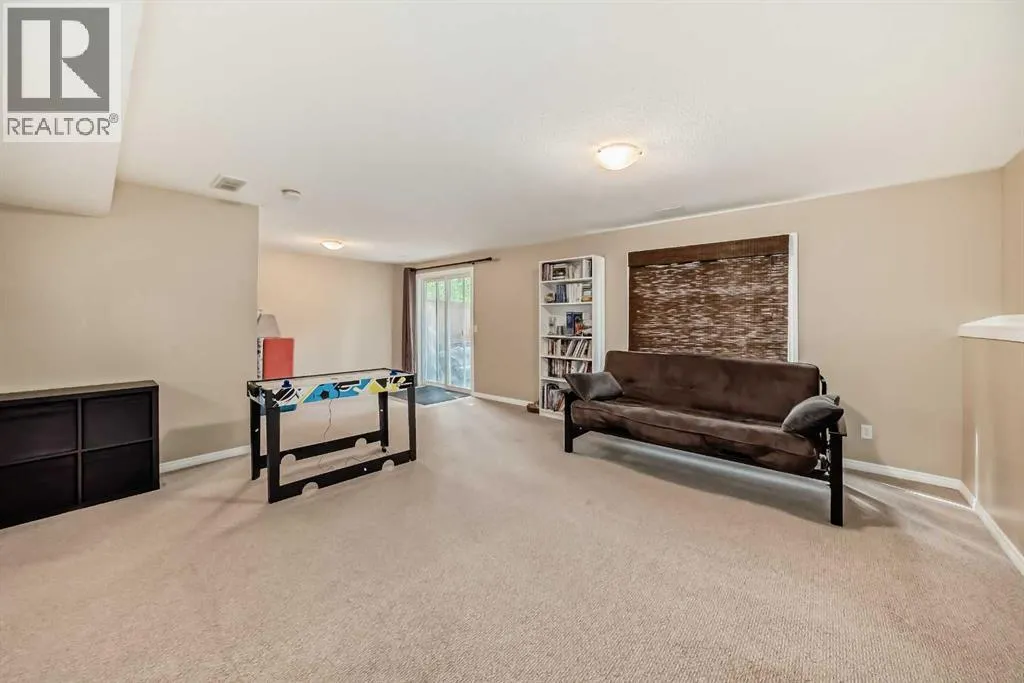 23 Rockyspring Green NW