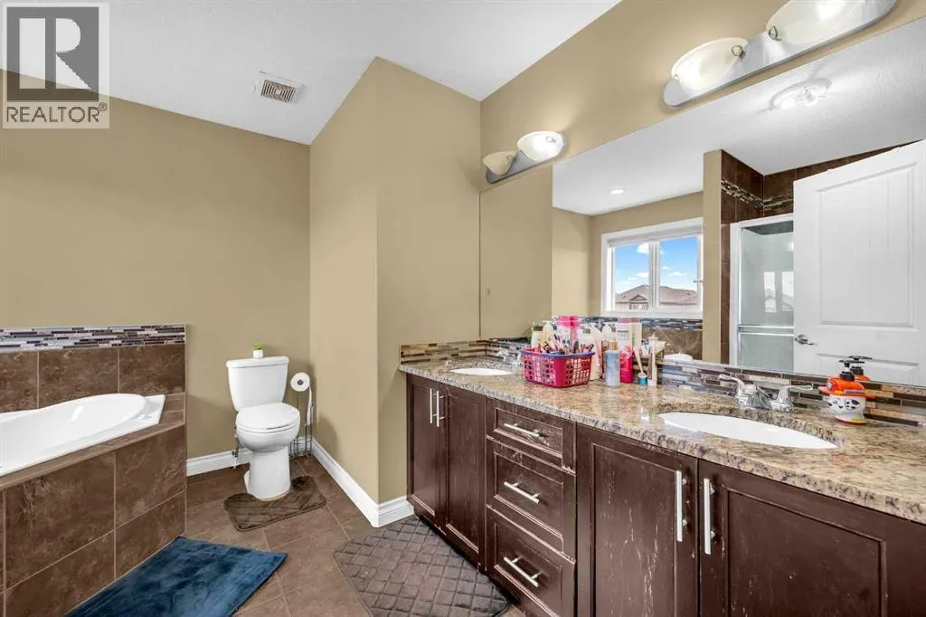 217 Taralake Manor NE