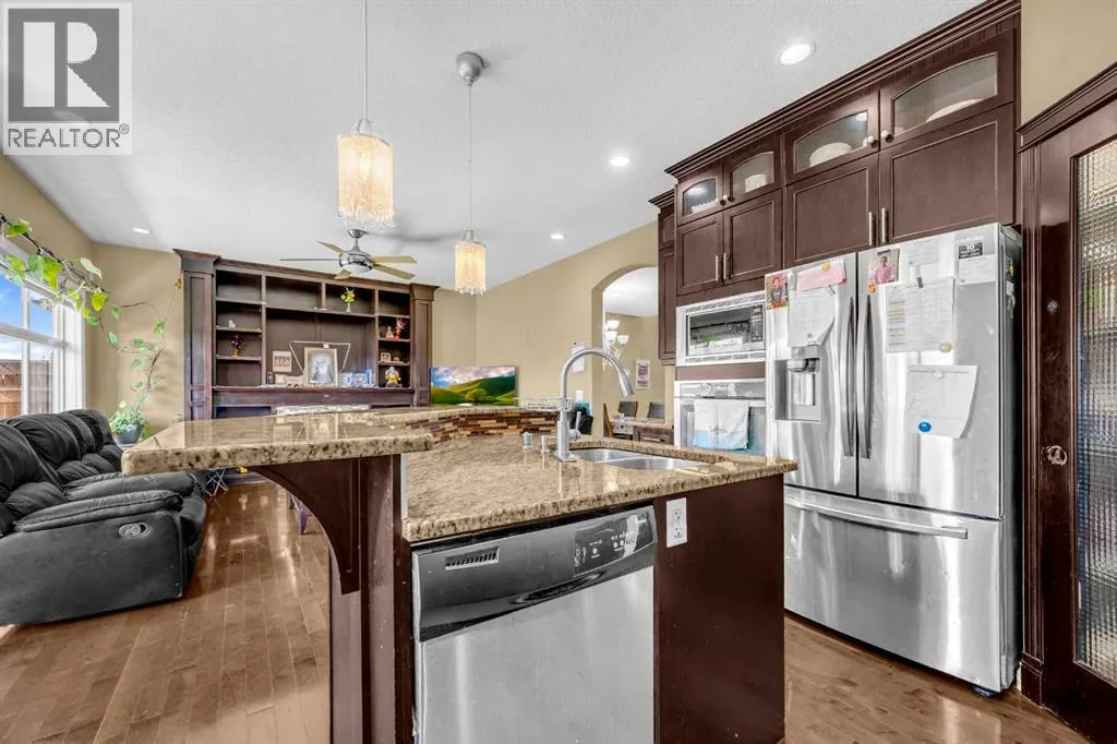 217 Taralake Manor NE