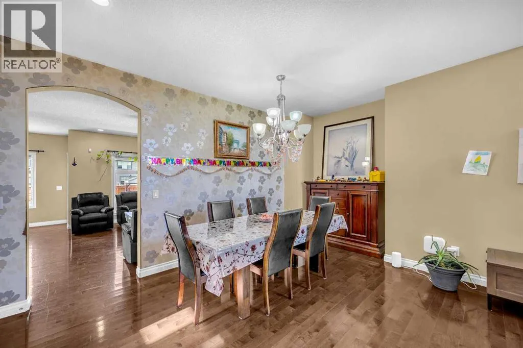 217 Taralake Manor NE