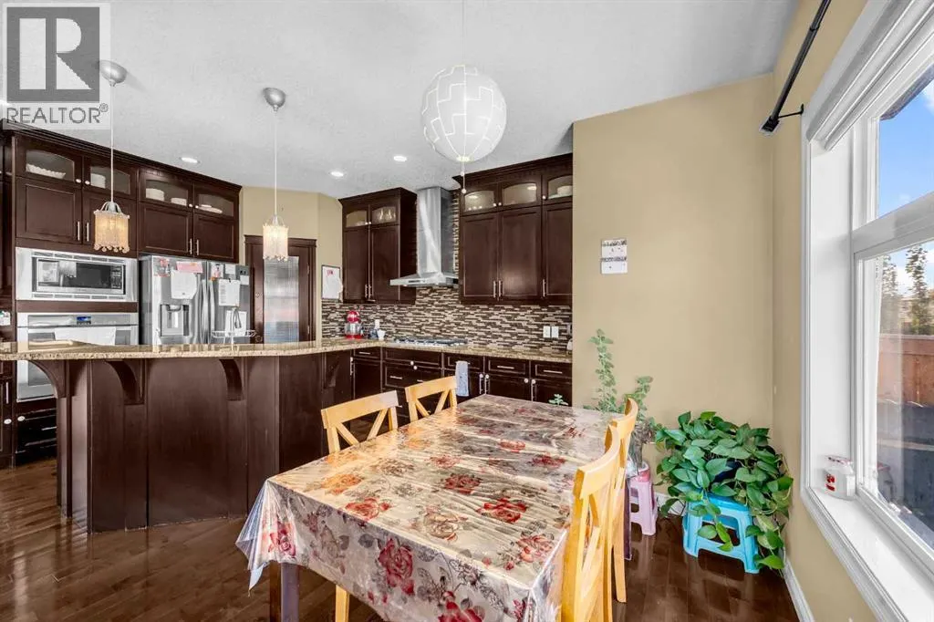 217 Taralake Manor NE
