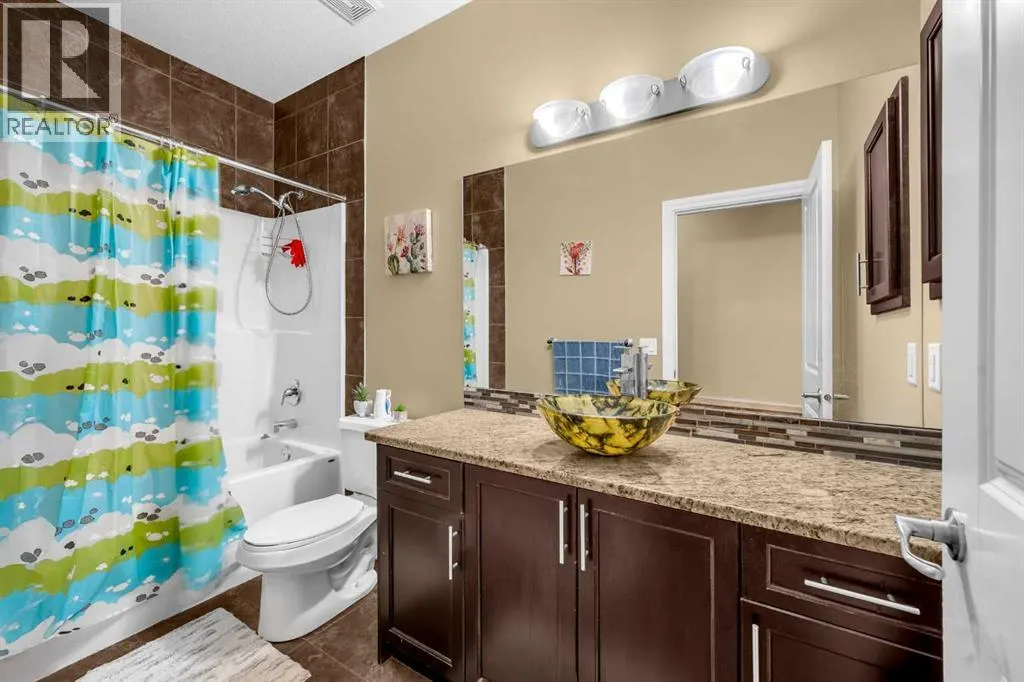 217 Taralake Manor NE