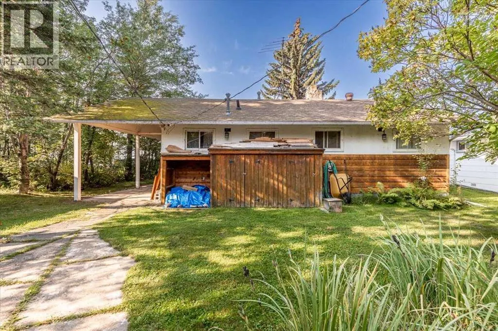 60 Beach Avenue