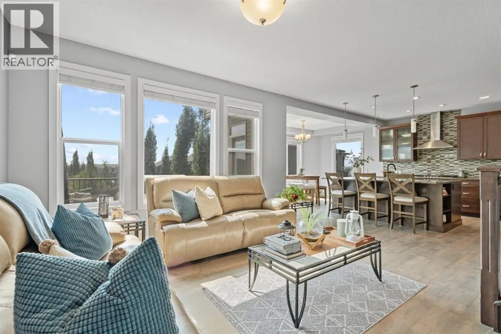 106 Mount Rae Heights