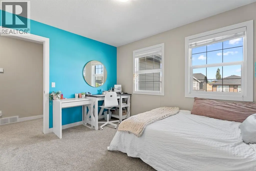 106 Mount Rae Heights