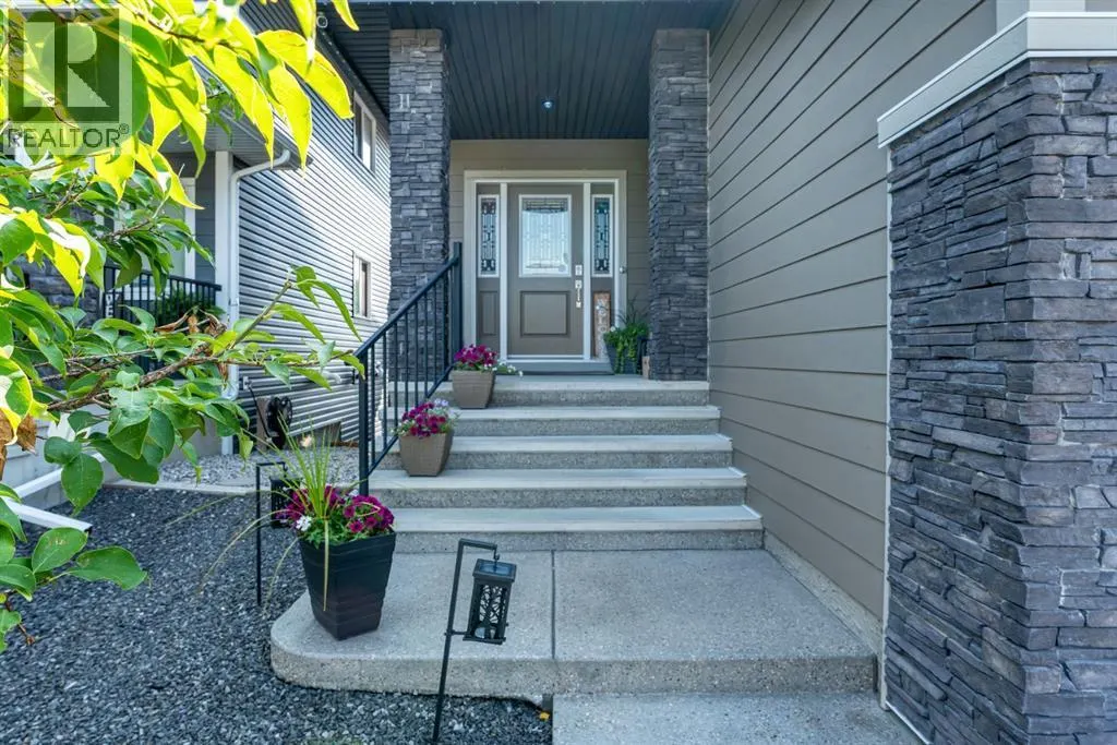 106 Mount Rae Heights