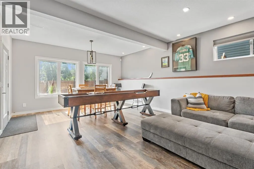 106 Mount Rae Heights