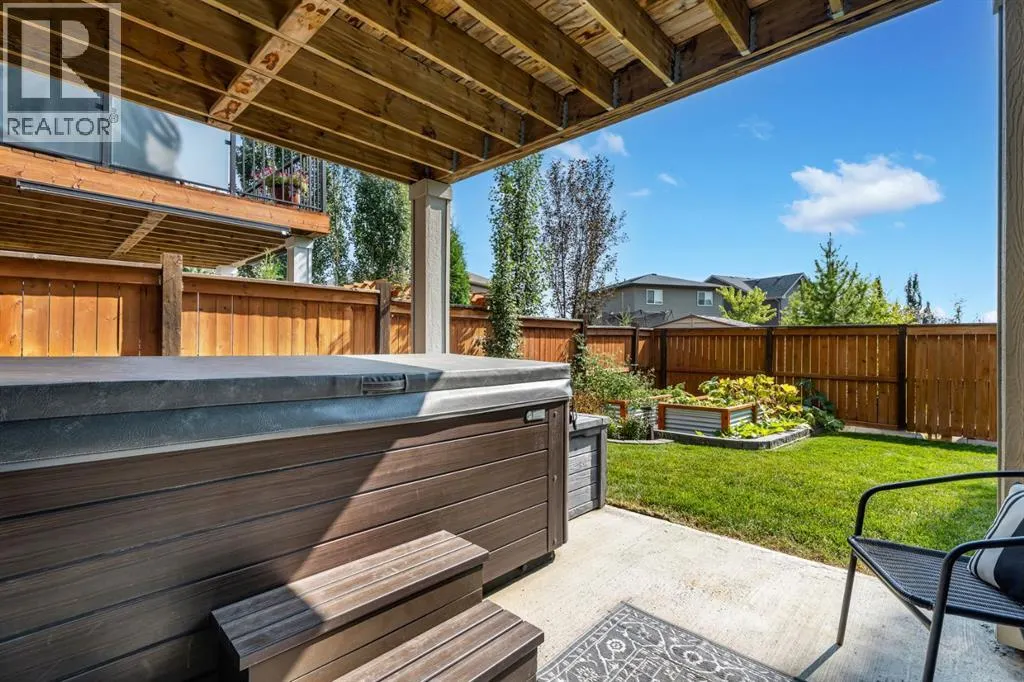 106 Mount Rae Heights