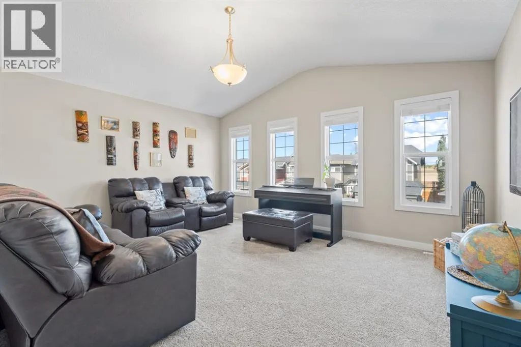 106 Mount Rae Heights