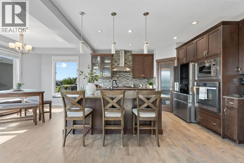 106 Mount Rae Heights