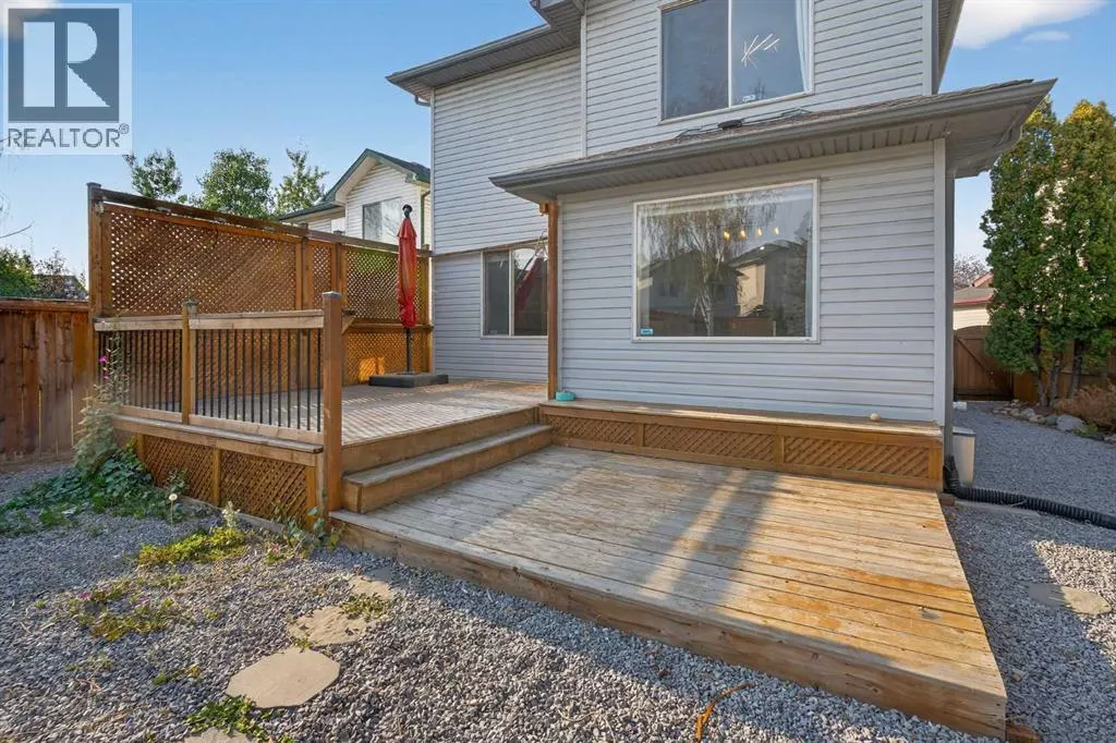 47 Mt Apex Crescent SE
